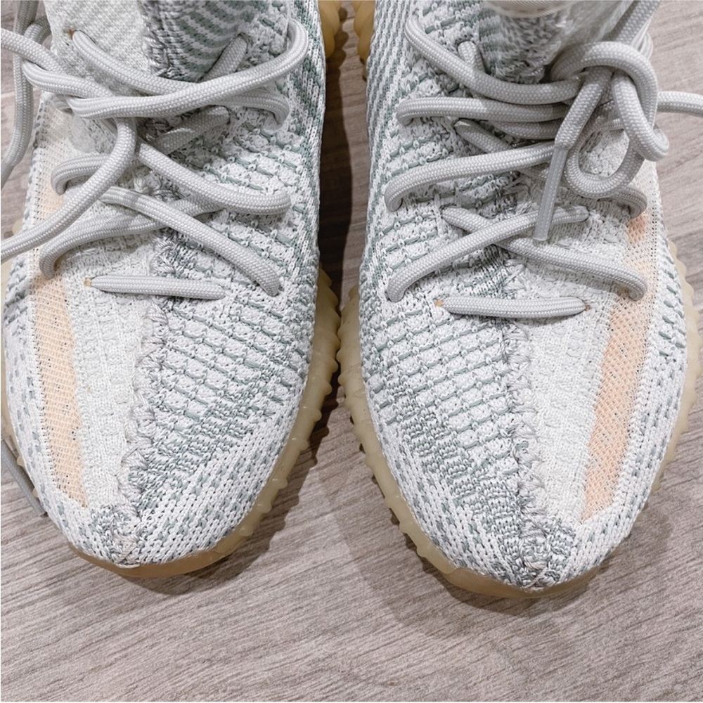 ❌SOLD❌Yeezy Boost 350 V2 Cloud White Non-Reflective - Picture 3 of 8